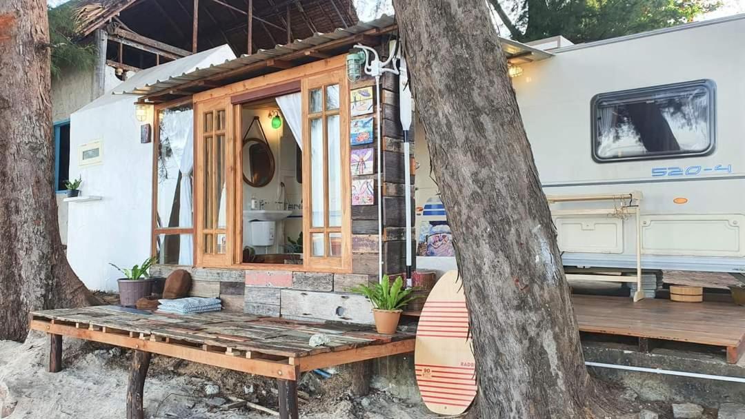 Maliblues Bed & Art Gallery Chumphon Exterior foto